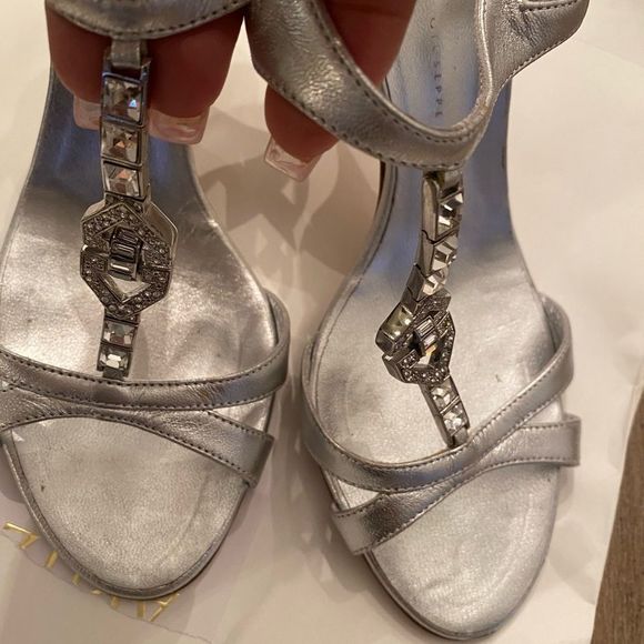 Giuseppe Zanotti silver heels - Picture 8 of 8